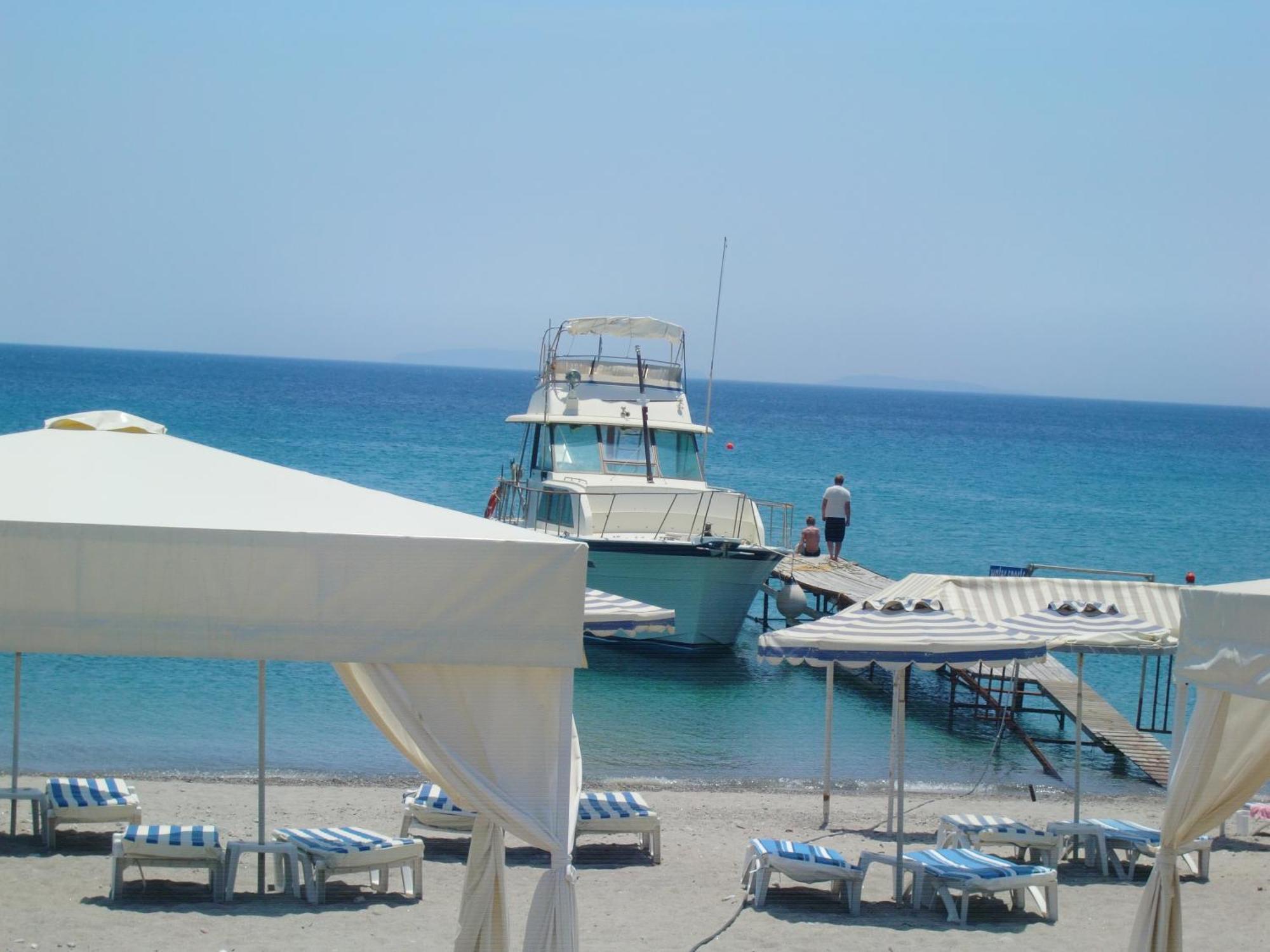 Sacallis Inn Beach Hotel Kefalos  Bagian luar foto